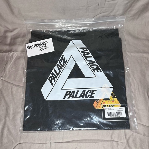 NWT 2020 PALACE TRI-LAGER MENS MEDIUM BLACK DEADSTOCK IN RETAIL ZIP-LOC - Picture 3 of 4